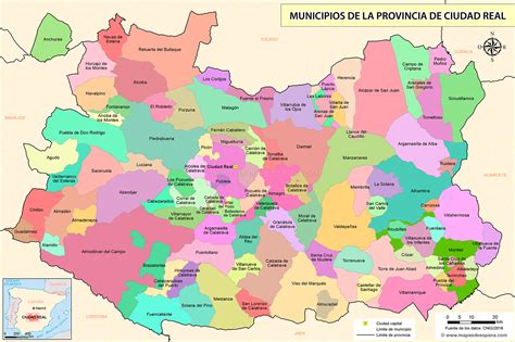 Mapa de la provincia de Ciudad Real con puntos marcados indicando municipios con áreas de autocaravanas abiertas.