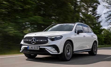 Mercedes-Benz GLC 300 de 4Matic - Detalle de la toma de carga