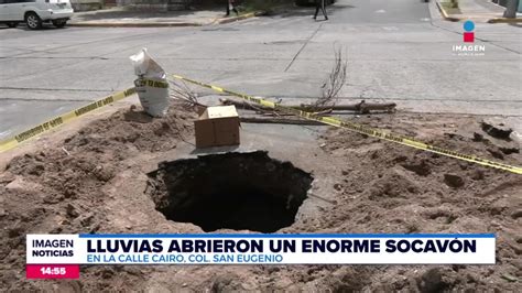 Socavón en vía urbana