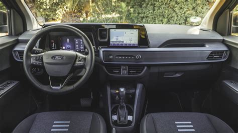 Interior espacioso del Ford Tourneo Courier