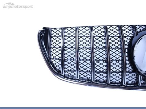 Detalle de la parrilla frontal del Mercedes Clase A 2018