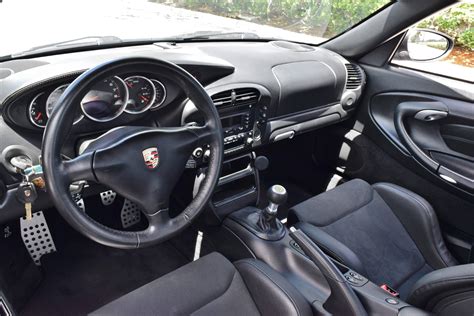 Porsche 911 996 interior