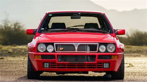 Vista frontal del Lancia Delta Integrale Evoluzione