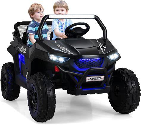 niño conduciendo coche eléctrico 4x4