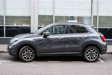 Fiat 500X aparcado en una calle de Murcia