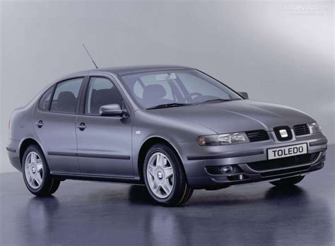 Seat Toledo 2004 exterior