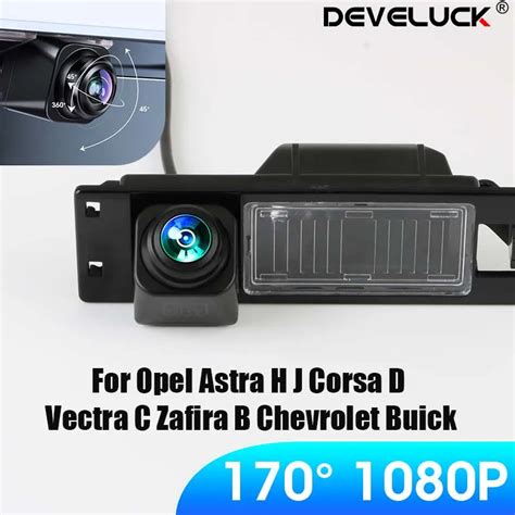 Opel Zafira con cámara de visión trasera instalada