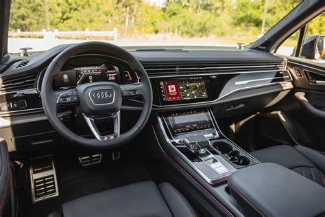 Audi Q7 interior lujoso
