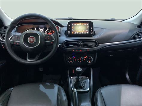 Interior Fiat Tipo SW con pantalla táctil