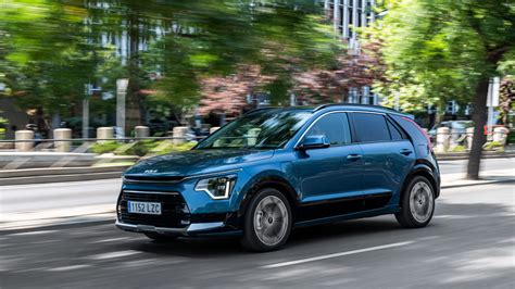 Kia Niro PHEV en carretera