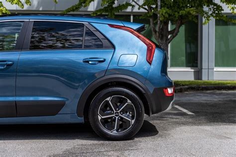 Gráfico de aceleración 0-100 km/h: Kia Niro HEV vs PHEV