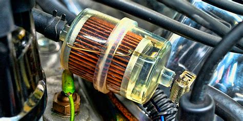 Imagen de un filtro de combustible nuevo para Peugeot 208