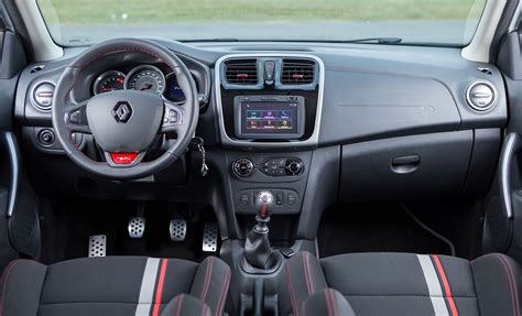 Renault Sandero RS interior