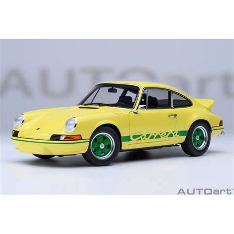 Porsche 911 Carrera RS 2.7 de 1973 en color verde brillante
