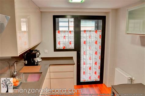 Sistema de gusanillo con cortina en furgoneta