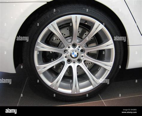 Llantas originales BMW M5 E60 con logo BMW