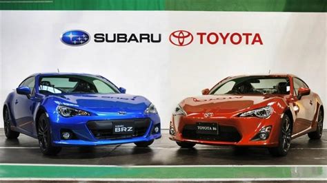 Toyota GT86 y Subaru BRZ lado a lado