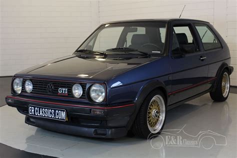 Golf GTI Mk2 con paragolpes anchos