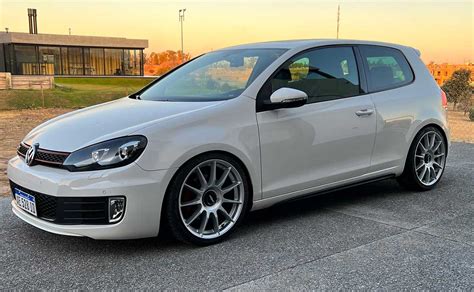 Golf GTI Mk6 con detalles deportivos