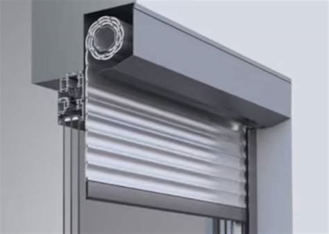 Vehículo comercial con persiana enrollable en la caja