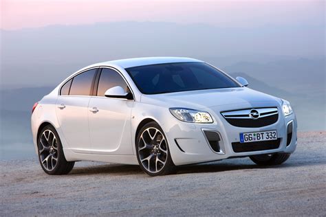 Opel Insignia OPC exterior