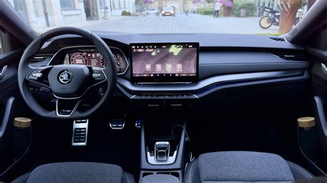 Interior de Skoda Octavia Combi y Volkswagen Passat