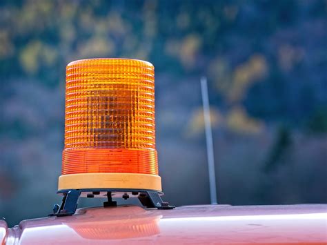 Señalización de vehículo detenido en carretera