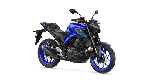 Yamaha MT-03 en curva