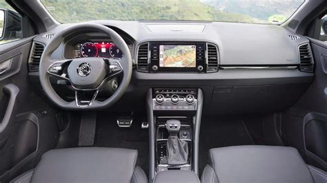 Interior del Skoda Karoq con asientos eléctricos
