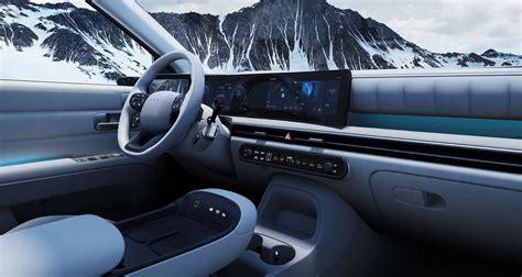 Interior del Hyundai Nexo con pantallas digitales