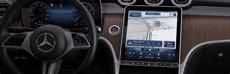 Ejemplo de sistema multimedia específico para Mercedes