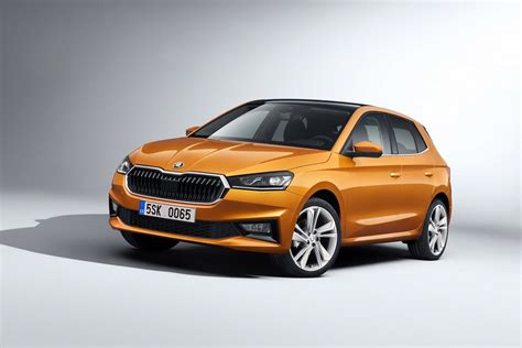 Škoda Fabia en color naranja Phoenix metalizado