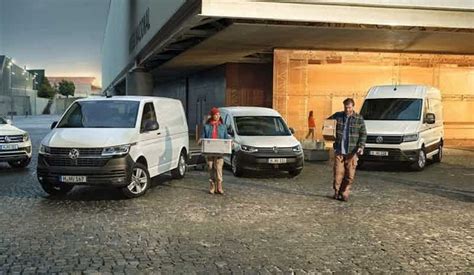 imagen comparativa de modelos de furgonetas de 5 plazas